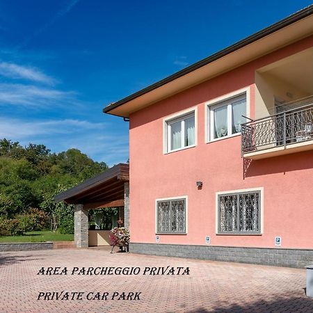 La Rosa Tra I Laghi B&B Meina Exterior foto